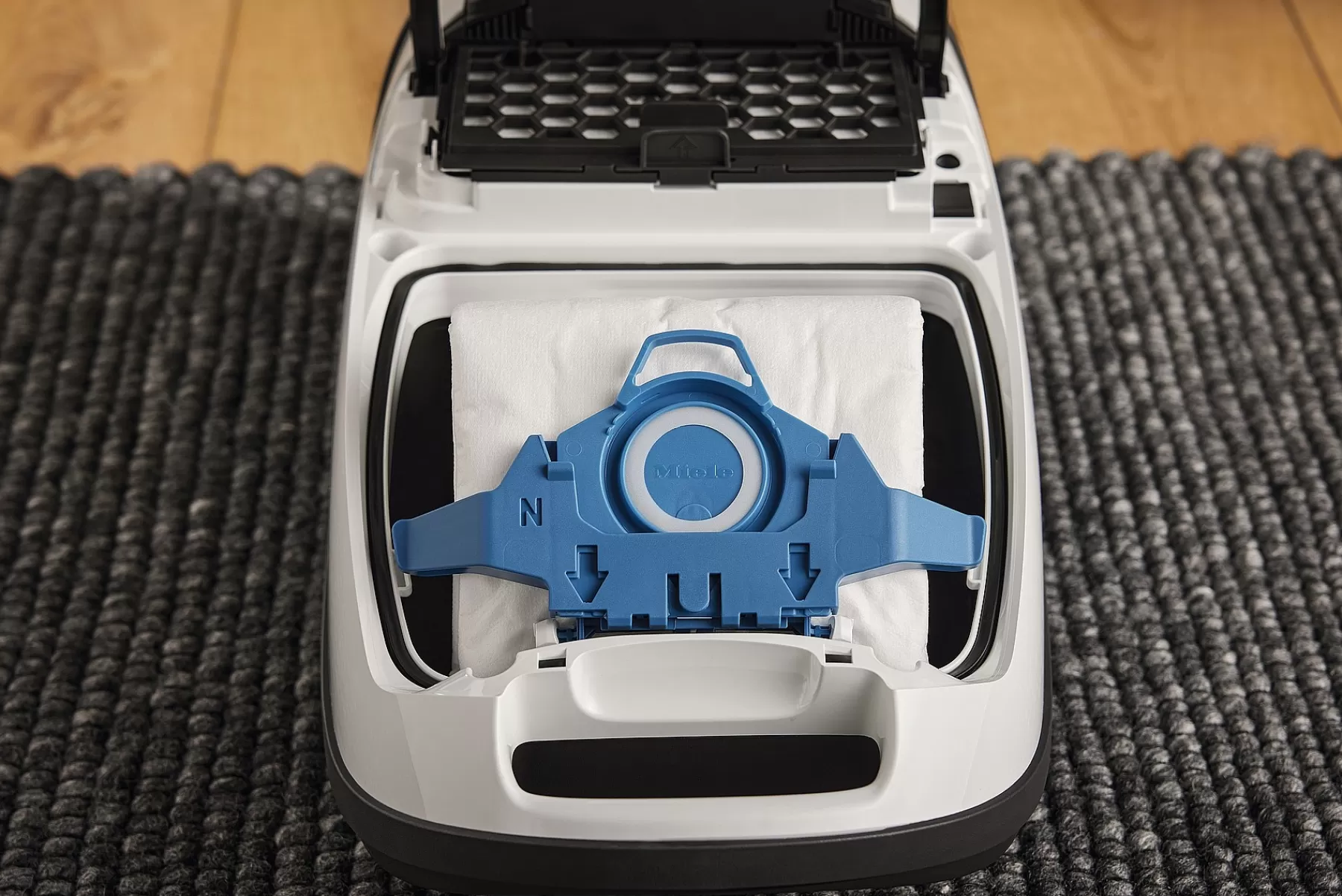 airclean_d_efficiency_gn_dustbags_3.webp Miele Accessories<Airclean 3D Efficiency Gn Dustbags