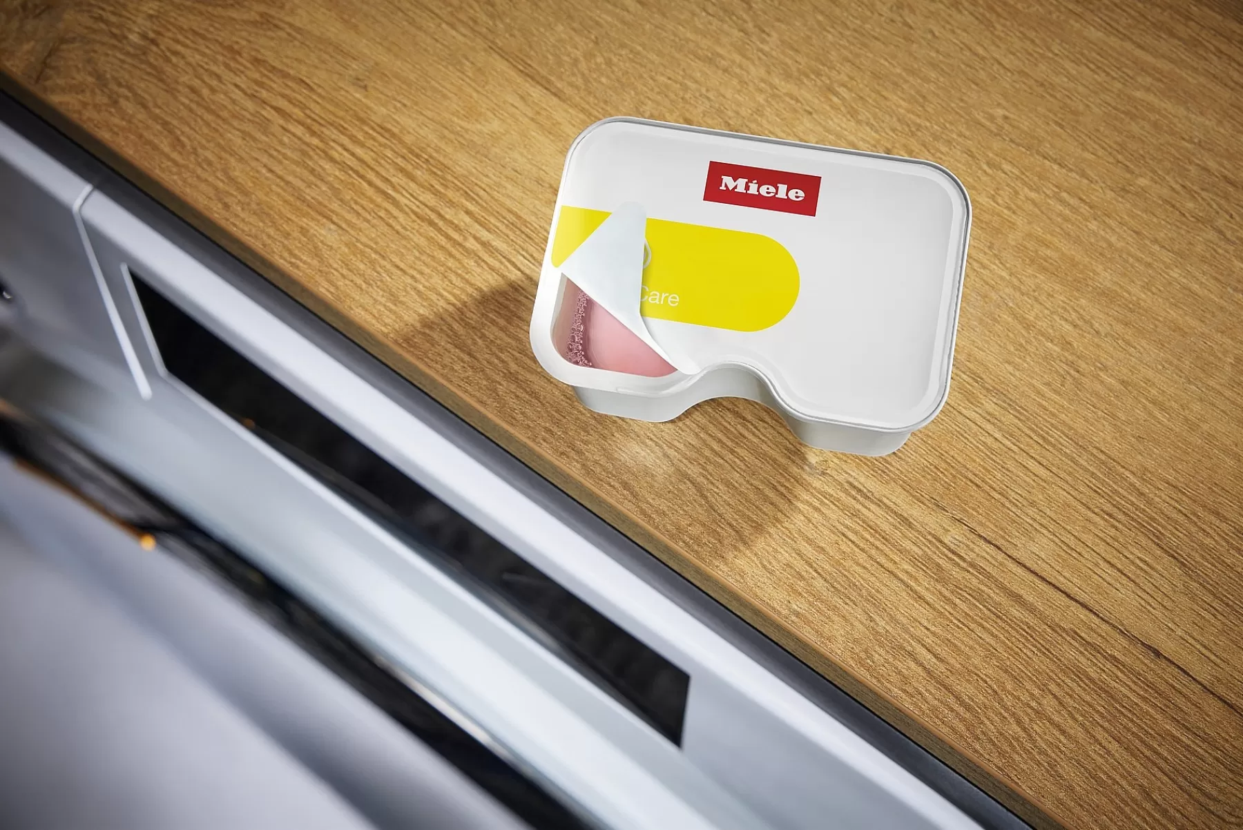 downcare_capsules_3.webp Miele Laundry Care Cleaning Products<Downcare Capsules