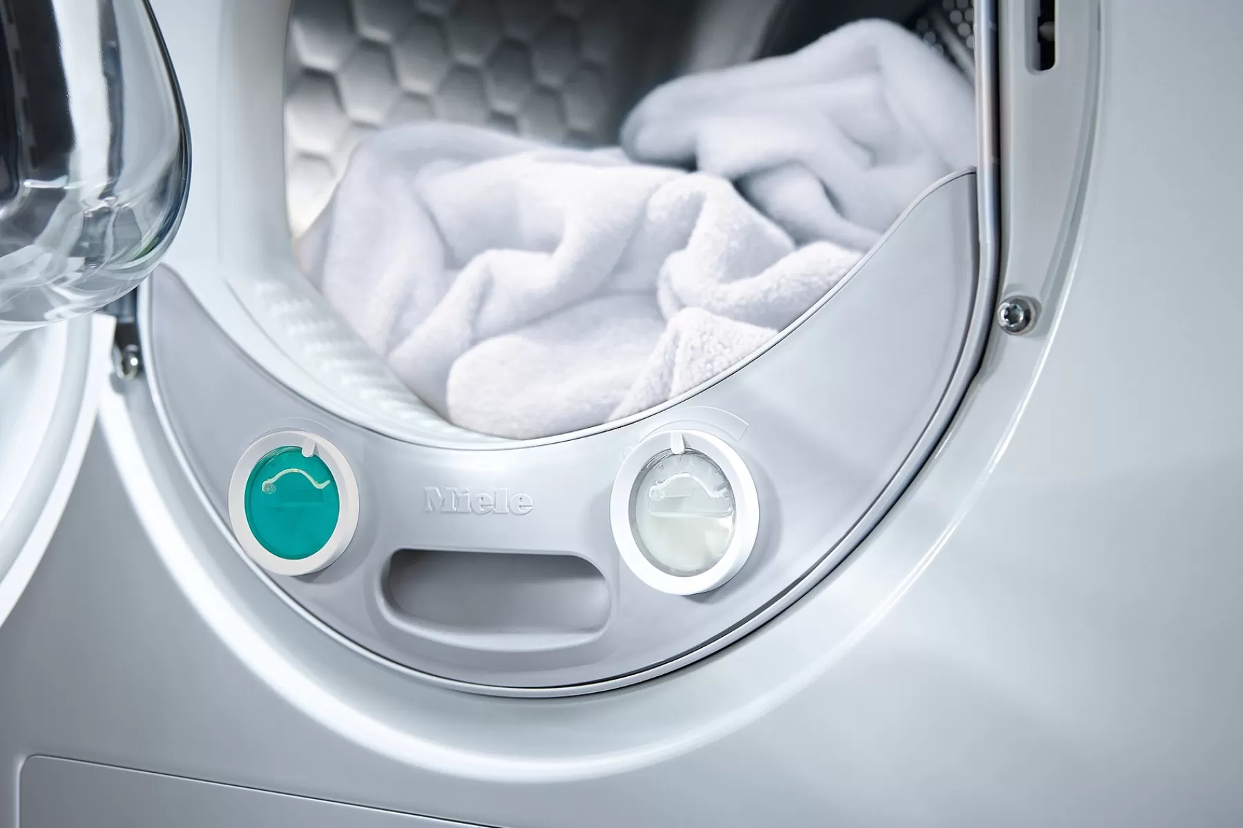 dryfresh_fragrance_flacon__ml_3.webp Miele Tumble Dryer Fragrances<Dryfresh Fragrance Flacon 12.5 Ml