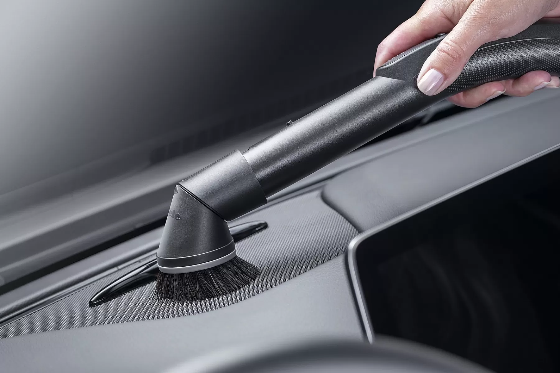 dusting_brush_with_flexible_swivel_joint_0-1.webp Miele Accessories<Dusting Brush With Flexible Swivel Joint