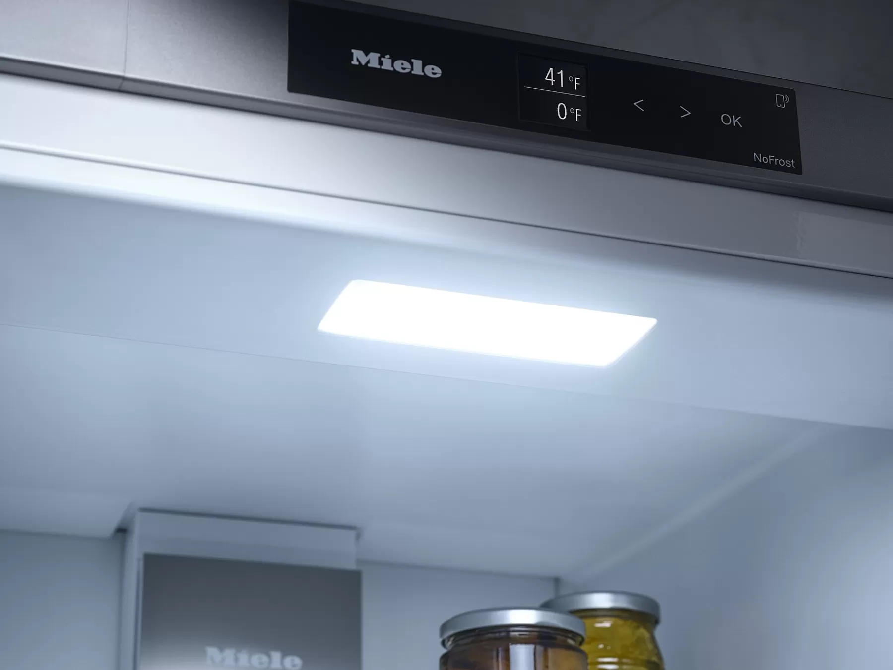 kfn__dde_na_4.webp Miele Freestanding Bottom Mounts<Kfn 4799 Dde Na