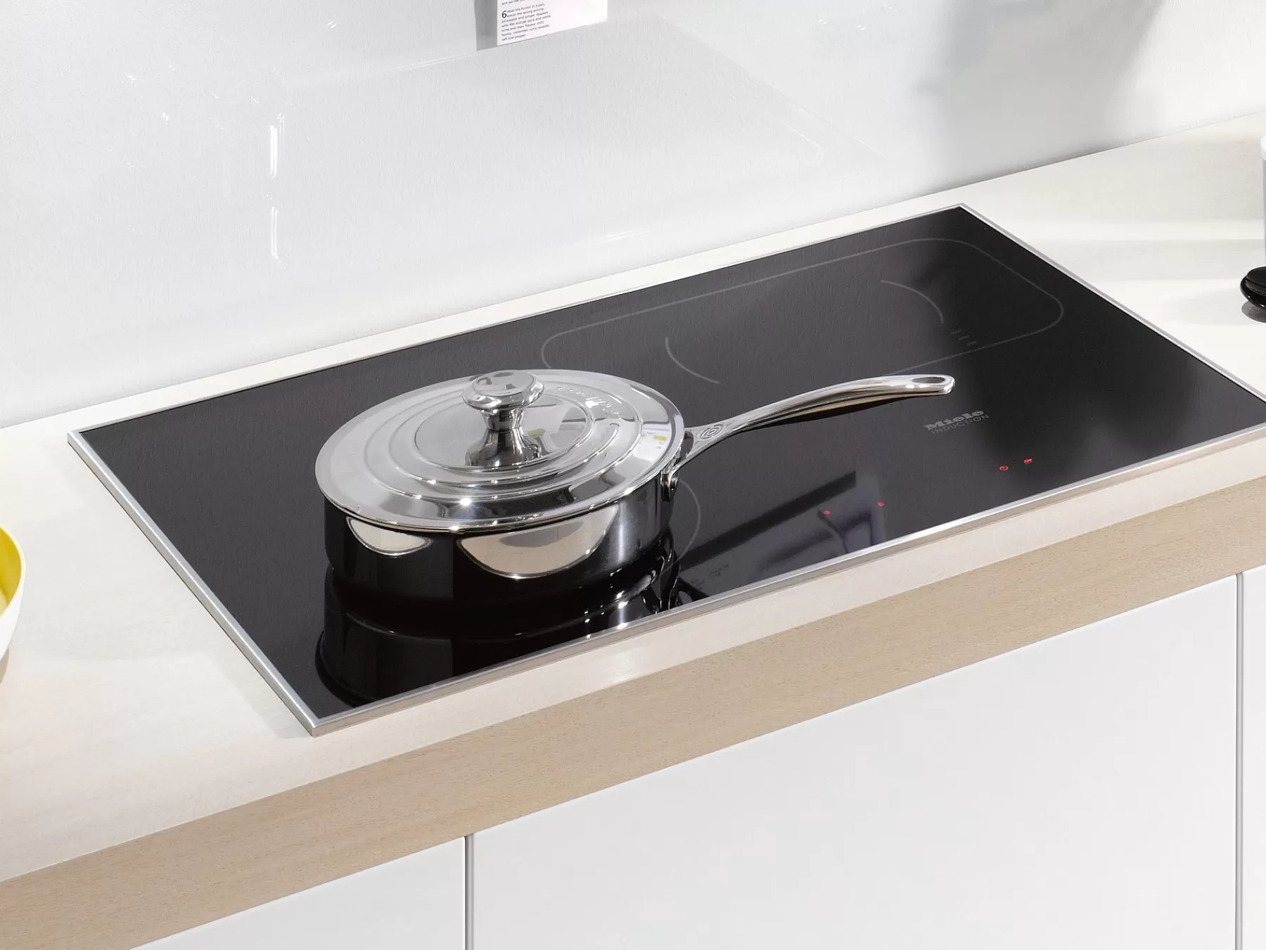 km__2-1.webp Miele Cooktops<Km 6360