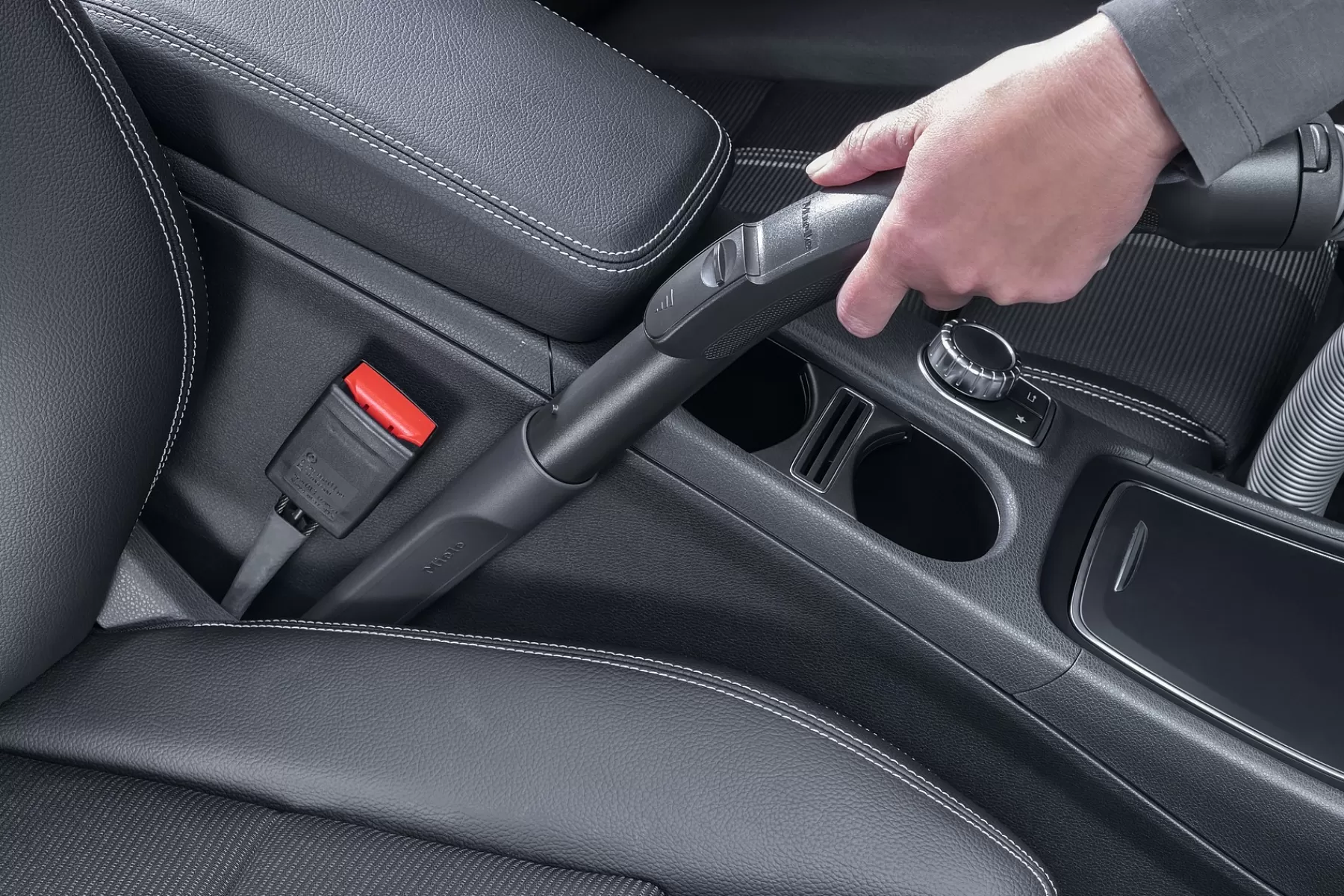 long_crevice_nozzle_4.webp Miele Accessories<Long Crevice Nozzle