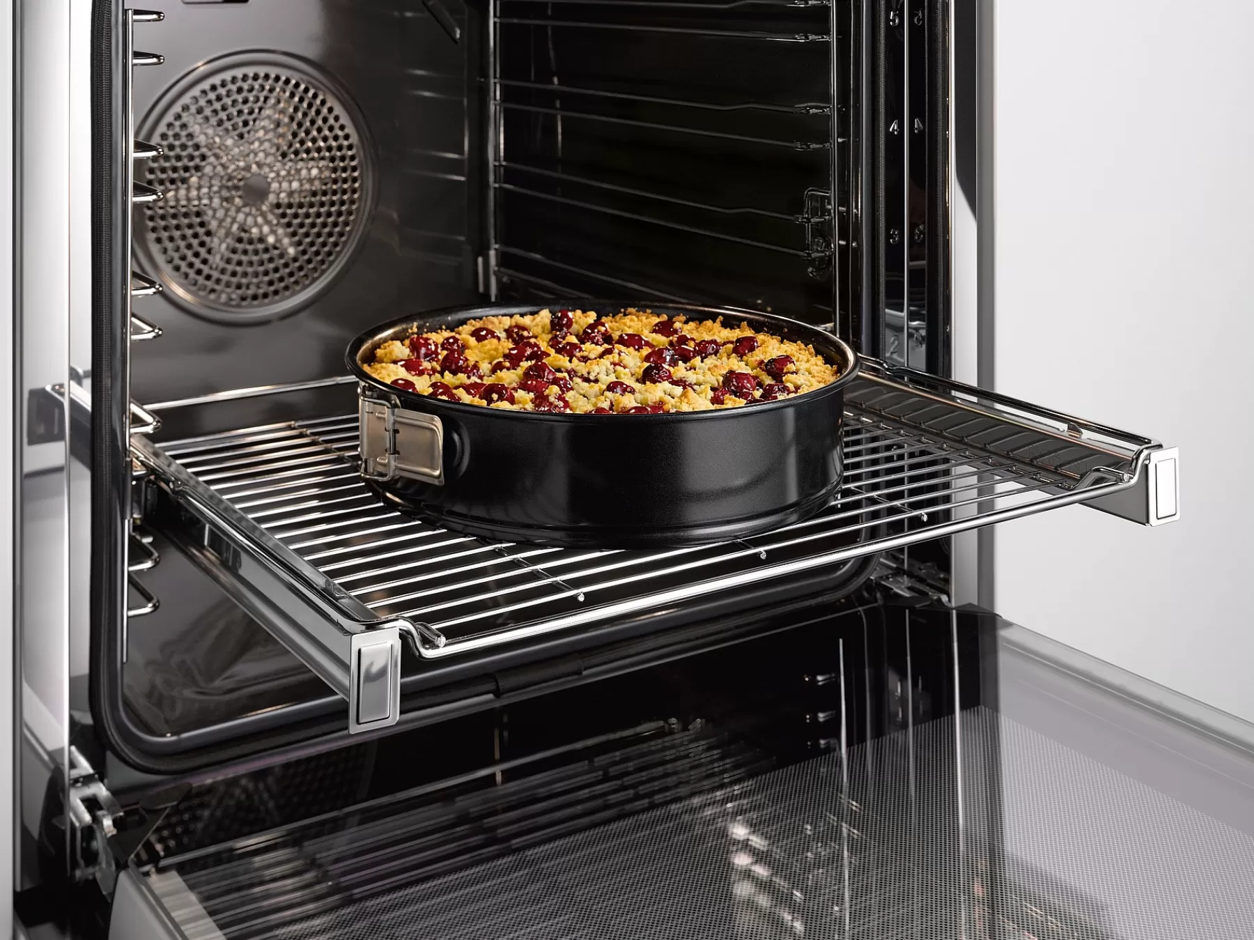 original_miele_self_clean_ready_flexiclip_telescopic_runners_4.webp Miele Kitchen Accessories<Original Self Clean Ready Flexiclip Telescopic Runners